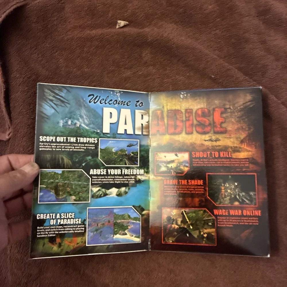 Far Cry - PC CD-ROM Windows CIB Ubisoft With Box 5 Disc And Manual Complete